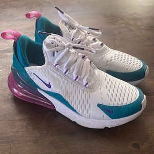 Nike Air Max 270